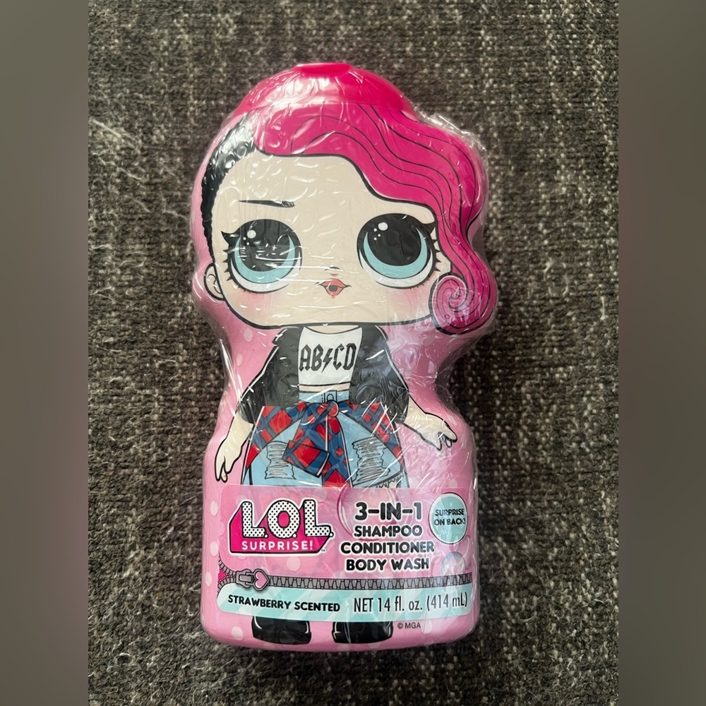 LOL 3in1 Body Wash, Shampoo & Conditioner Strawberry Scented w/Surprise on Back!
